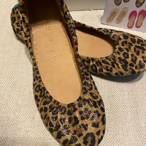 TIEKS-Leopard print size 9 (New-tried on only)